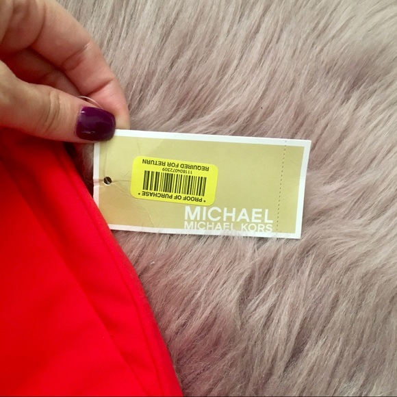 Michael Kors Shorts - Picture 2 of 6